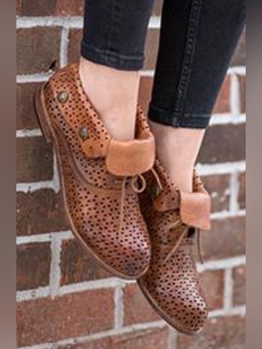 Patricia Nash Sabrina Perforated Leather Ankle Booties | W/10 | Italian Leather